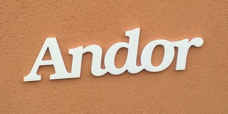 Ajtóra vagy gyerekszoba falára felragasztható Andor név felirat.