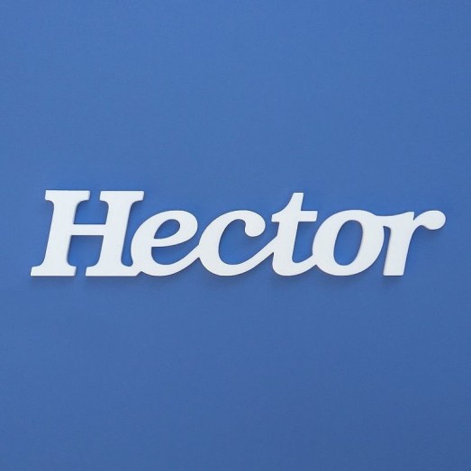 Hector felirat faldekorációs célra