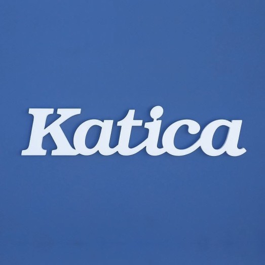 Katica név felirat ajtóra vagy a gyermekszoba falára!