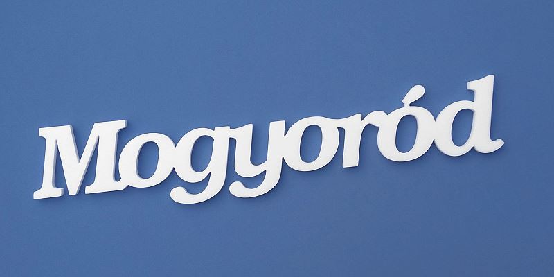 Mogyoród felirat. Ajtóra, falfelületre, üvegfelületre felragasztható Mogyoród felirat.