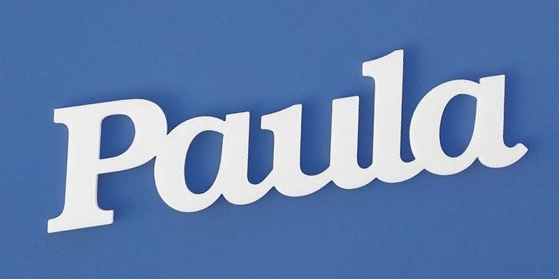 Paula név felirat. Ajtóra vagy gyerekszoba falára felragasztható Paula név felirat.