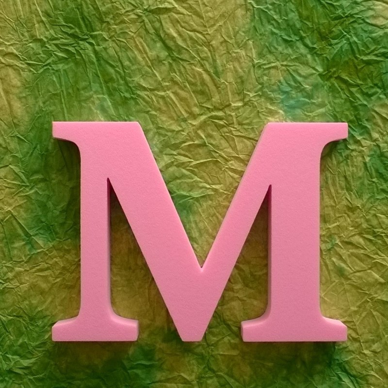 Nagy M habbetű a Love termékcsaládból.