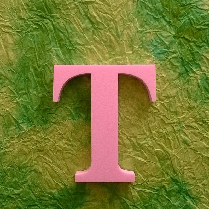 Nagy T habbetű a Love termékcsaládból.