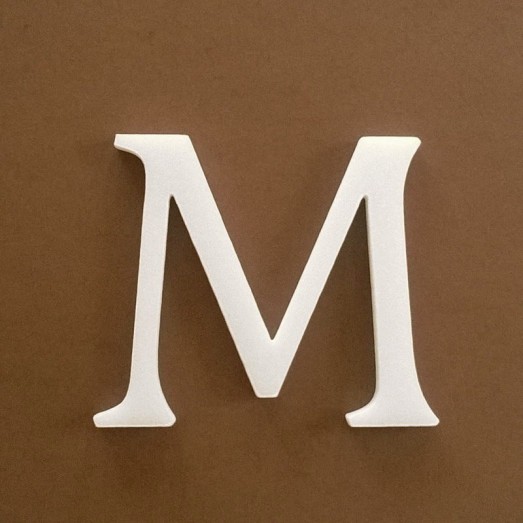 Dekorációs "M" betű a GABI termékcsaládból. (termék) Dekorációs "M" betű a GABI termékcsaládból.