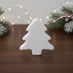 Fenyőfa alakú hungarocell dekoráció