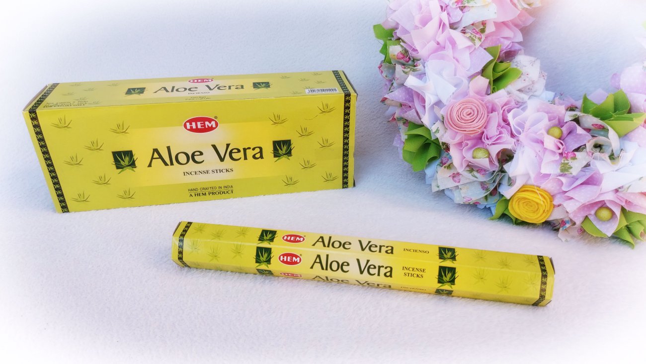 Aloe Vera illatú füstölő. Aloe Vera illatú HEM füstölő hatszögletű dobozban