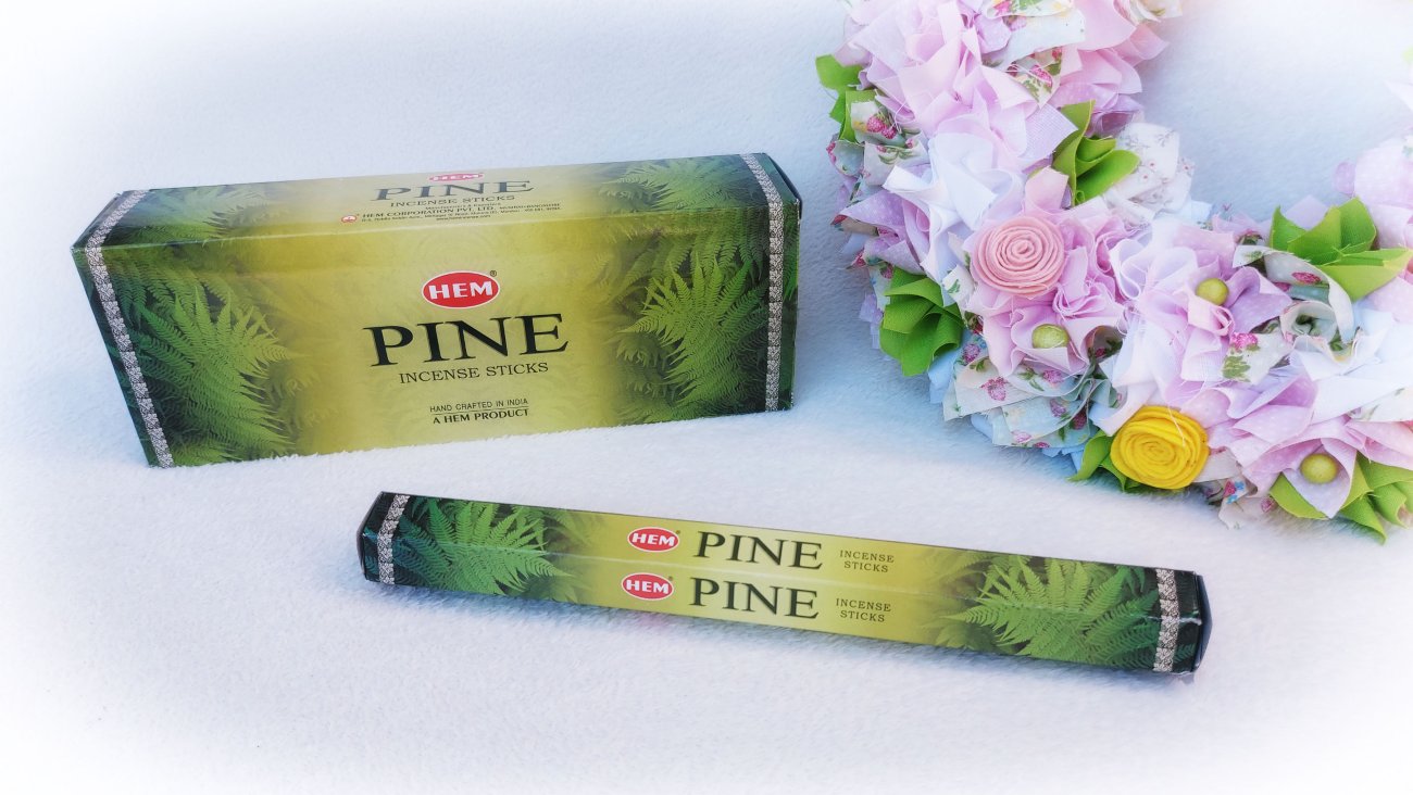 Füstölő fenyő illattal. HEM Insence sticks - Pine.